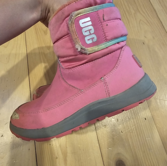 Ugg kids boots - Picture 3 of 8